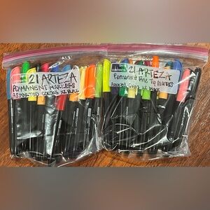 ARTEZA PERMANENT MARKERS 
Assorted colors X2 Black 21 count